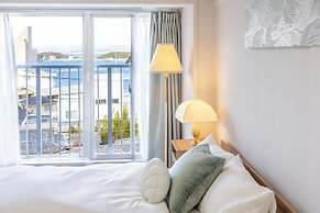 Shirahama White Beach House