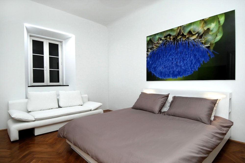 Galeria River