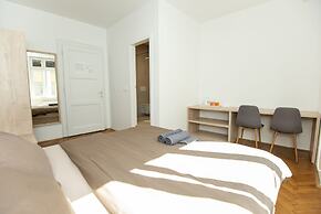Viva Rooms