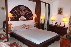 La Villa Topi