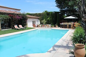 La Villa Topi