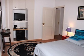 La Villa Topi