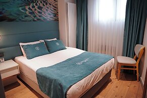 Royal Galata Hotel
