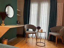 Royal Galata Hotel