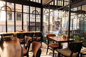 Royal Galata Hotel