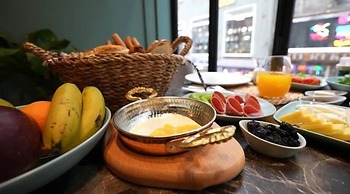 Royal Galata Hotel