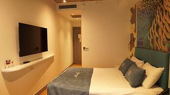 Royal Galata Hotel