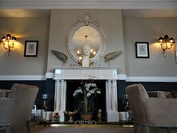 Plas Maenan Country House