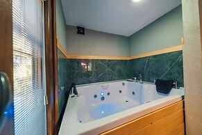 Antik River House
