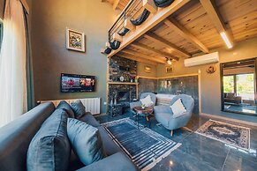 Antik River House