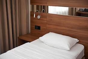 Hollywood De Luxe Hotel