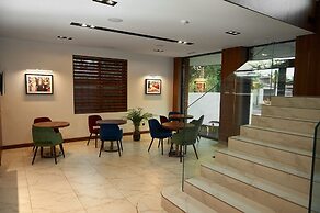 Hollywood De Luxe Hotel