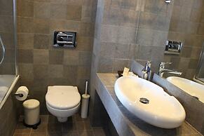 Hollywood De Luxe Hotel