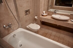 Hollywood De Luxe Hotel
