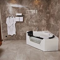 Hollywood De Luxe Hotel