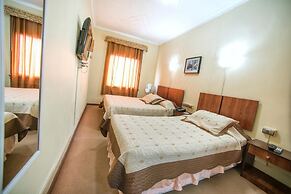 Hotel Sahara Inn