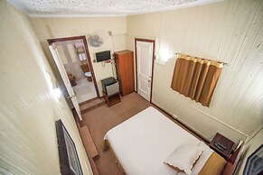Hotel Sahara Inn