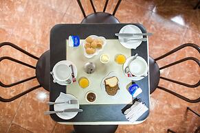 Hotel Sahara Inn