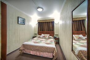 Hotel Sahara Inn