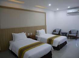 Nine Smiths Hotel Chiang Mai