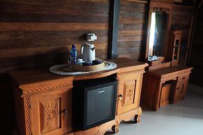Mamaras Guest House