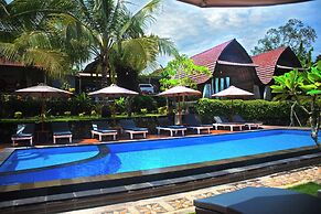 Mamaras Guest House