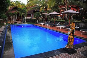 Mamaras Guest House