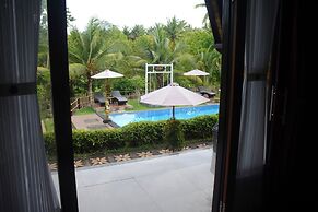 Mamaras Guest House