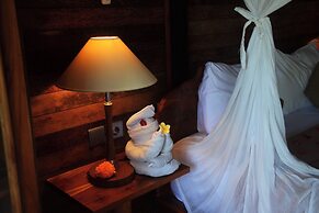 Mamaras Guest House