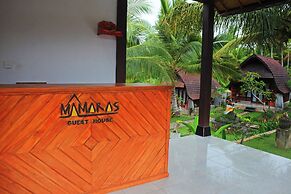 Mamaras Guest House