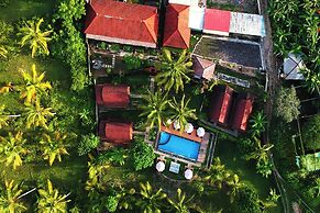 Mamaras Guest House