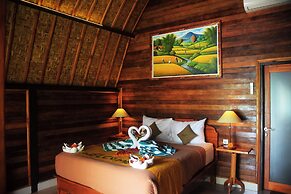 Mamaras Guest House