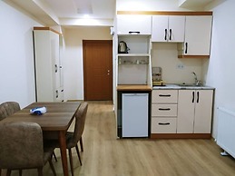 Newaz Hotel