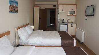 Newaz Hotel