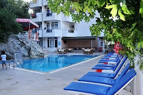 Dilhan Hotel