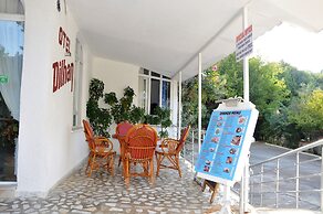 Dilhan Hotel