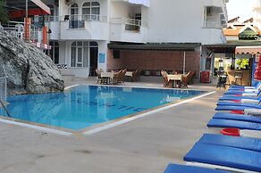 Dilhan Hotel