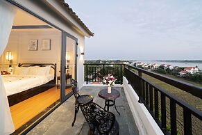 Eco Lux Riverside Hotel & Spa