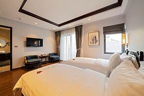 Eco Lux Riverside Hotel & Spa