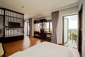 Eco Lux Riverside Hotel & Spa