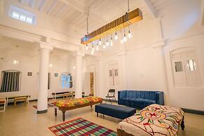 Roambay Hostels