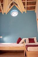 Roambay Hostels