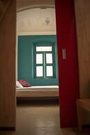 Roambay Hostels