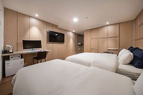 Stay Month Hotel