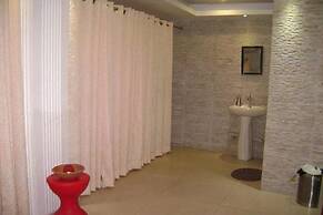 BlueStays Hostel