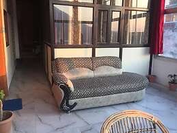 BlueStays Hostel