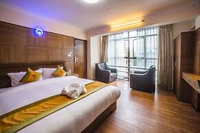 Hotel Ace