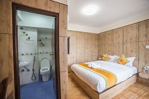 Hotel Ace