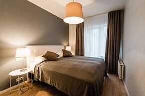 Baldur Apartments