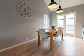 Baldur Apartments